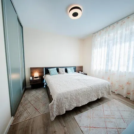 Διαμέρισμα Luxury Lakeside Balatonfůzfő